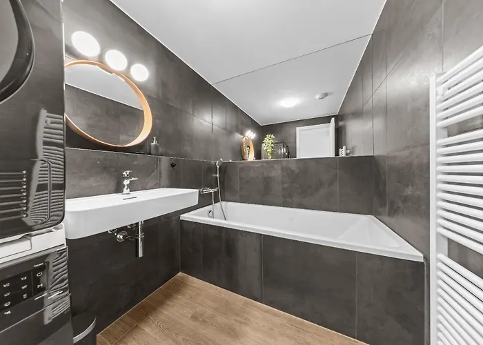 Eurovea Tower - The First Skyscraper In Slovakia Lejlighed