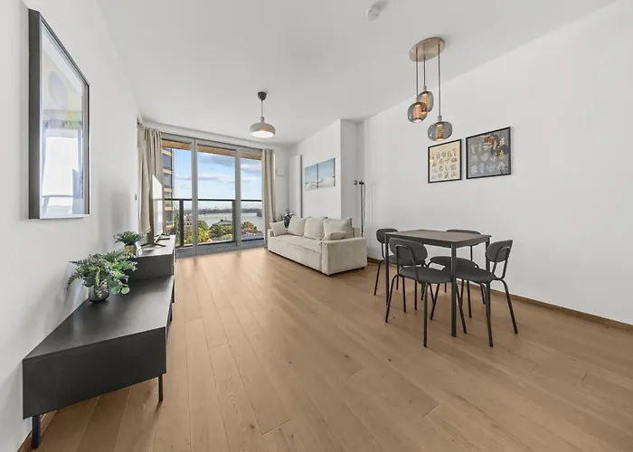 شقة Eurovea Tower - The First Skyscraper In Slovakia براتسيلافا