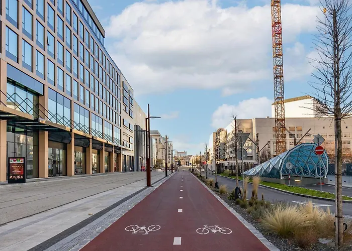 شقة Eurovea Tower - The First Skyscraper In Slovakia