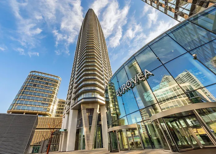 شقة Eurovea Tower - The First Skyscraper In Slovakia براتسيلافا